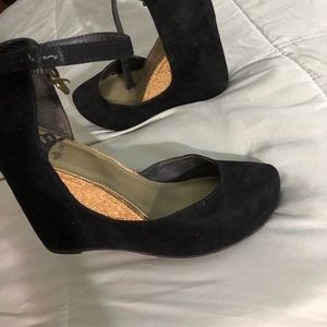 Suede black wedge size 6.5 US